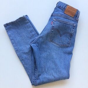 Levi’s wedgie 26
